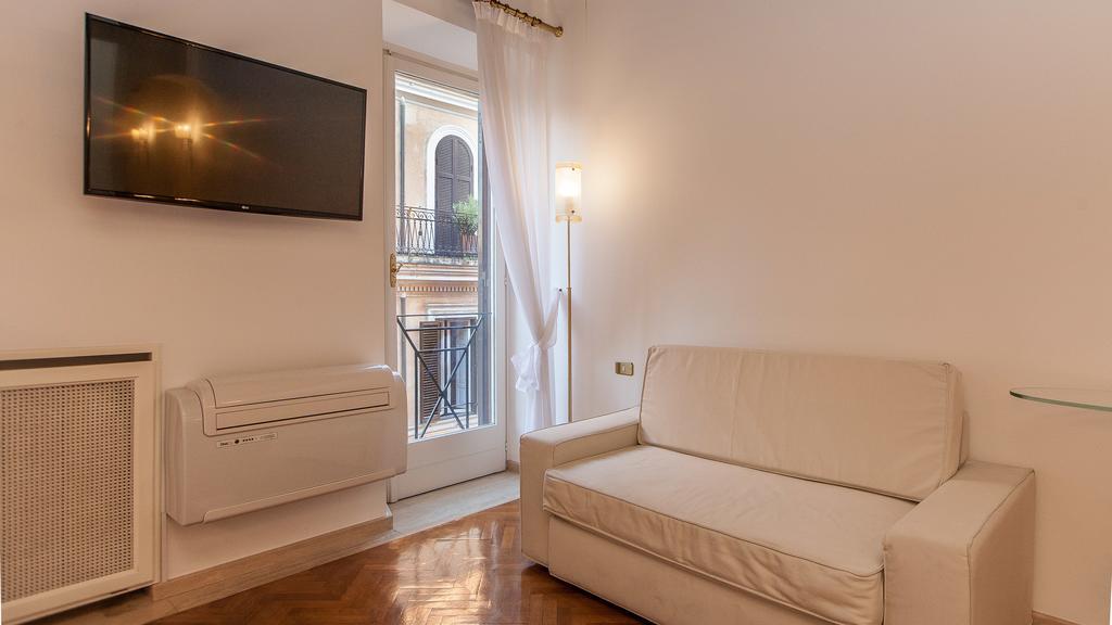 Rental In Rome - Gambero Suite Bagian luar foto